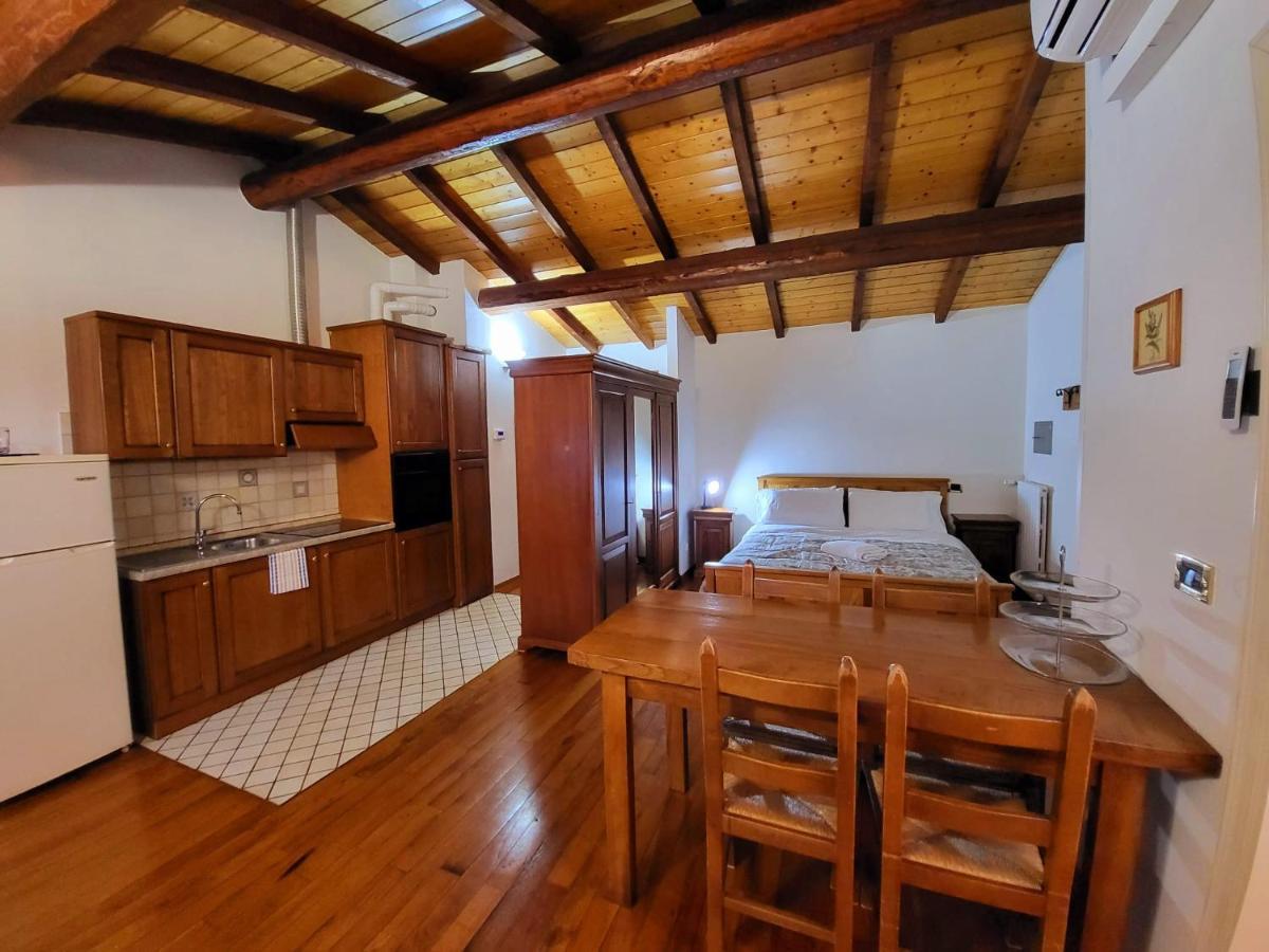 Residence Antico Borgo Modena Esterno foto