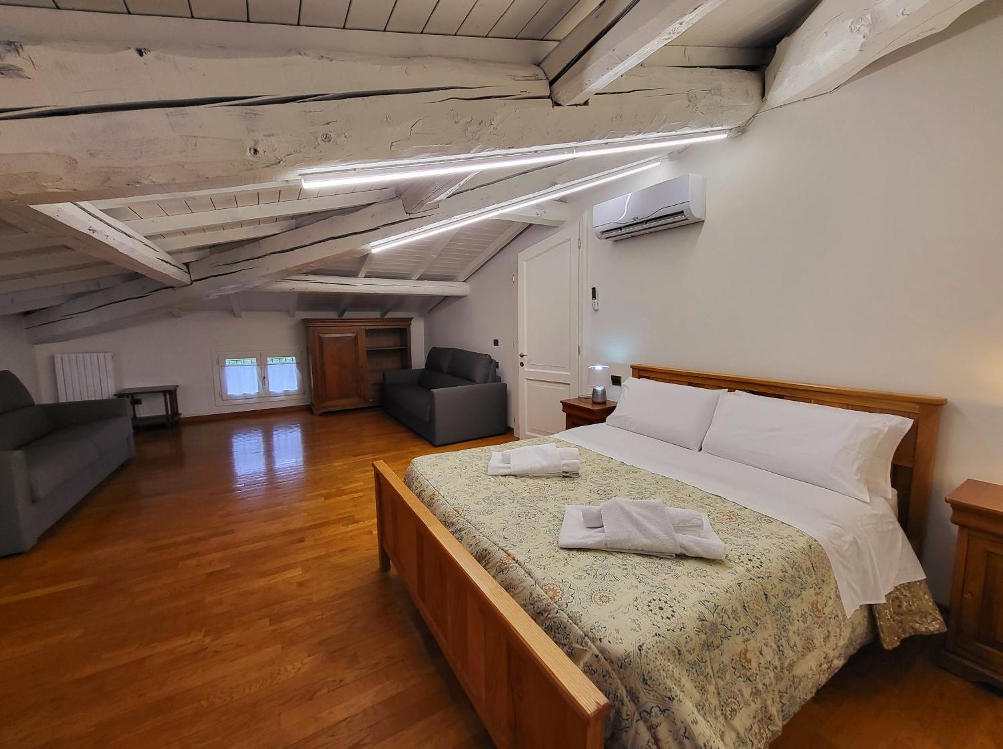 Residence Antico Borgo Modena Esterno foto